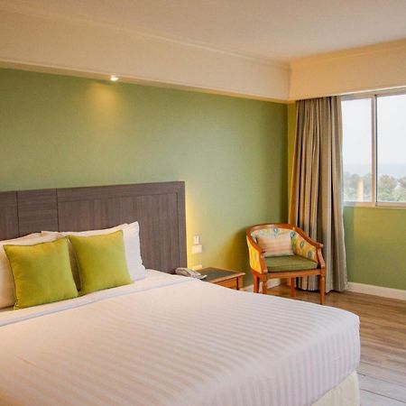 Hua Hin Grand Hotel And Plaza - Sha Extra Plus Kültér fotó