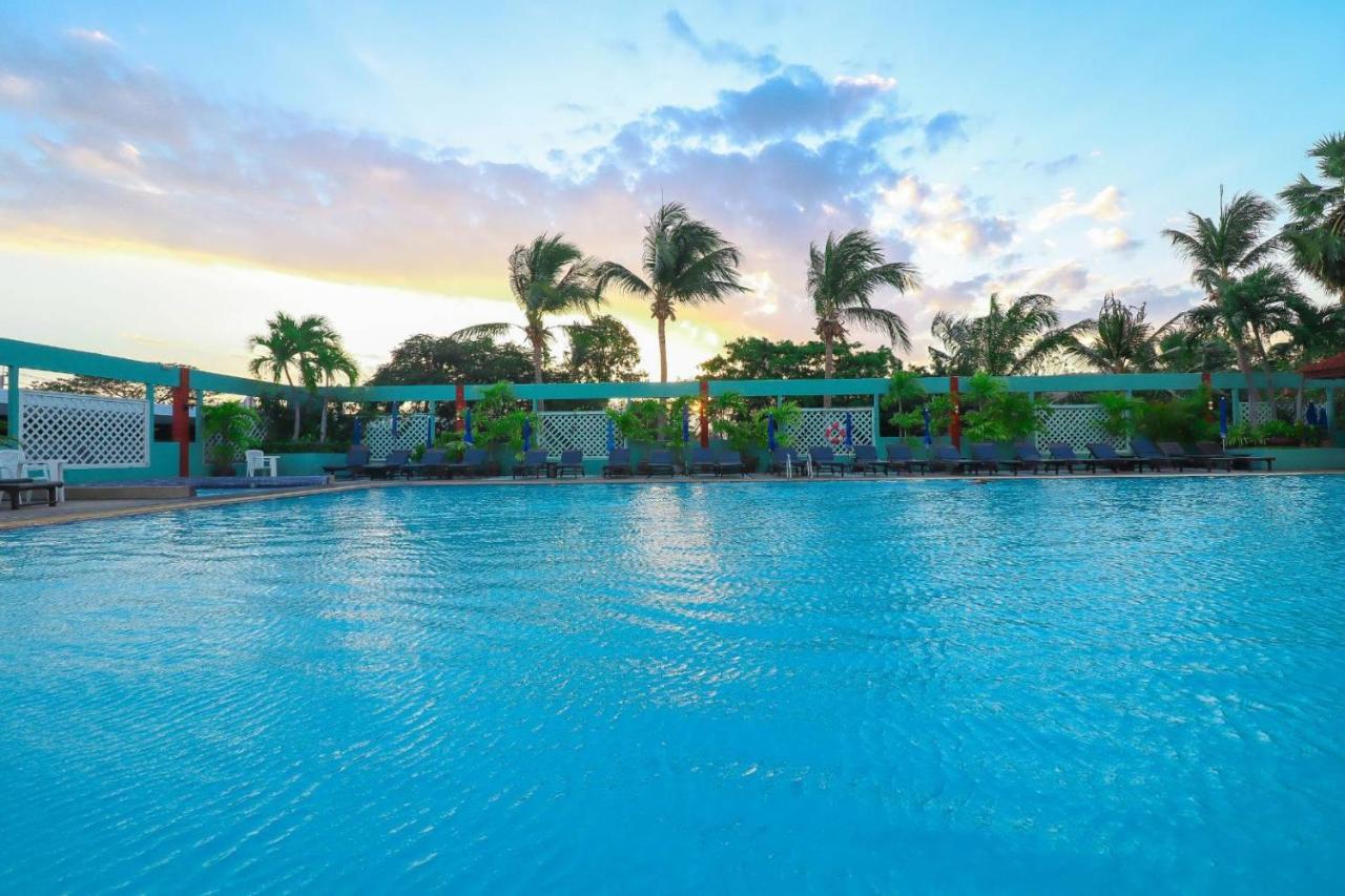 Hua Hin Grand Hotel And Plaza - Sha Extra Plus Kültér fotó