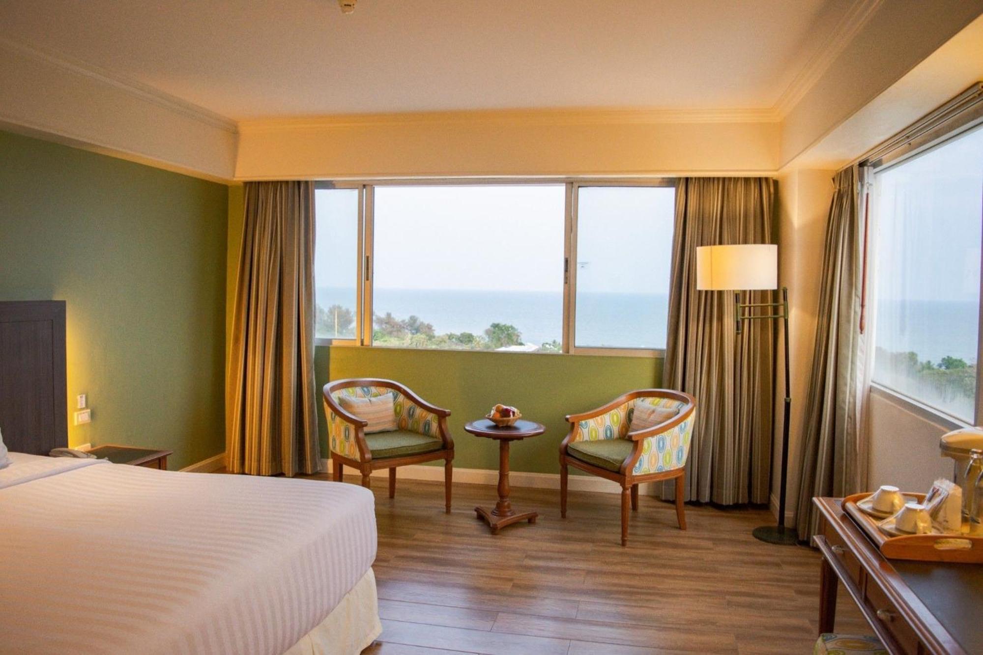 Hua Hin Grand Hotel And Plaza - Sha Extra Plus Kültér fotó