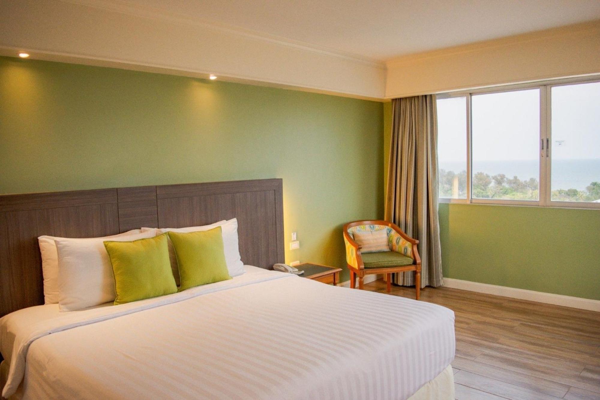 Hua Hin Grand Hotel And Plaza - Sha Extra Plus Kültér fotó
