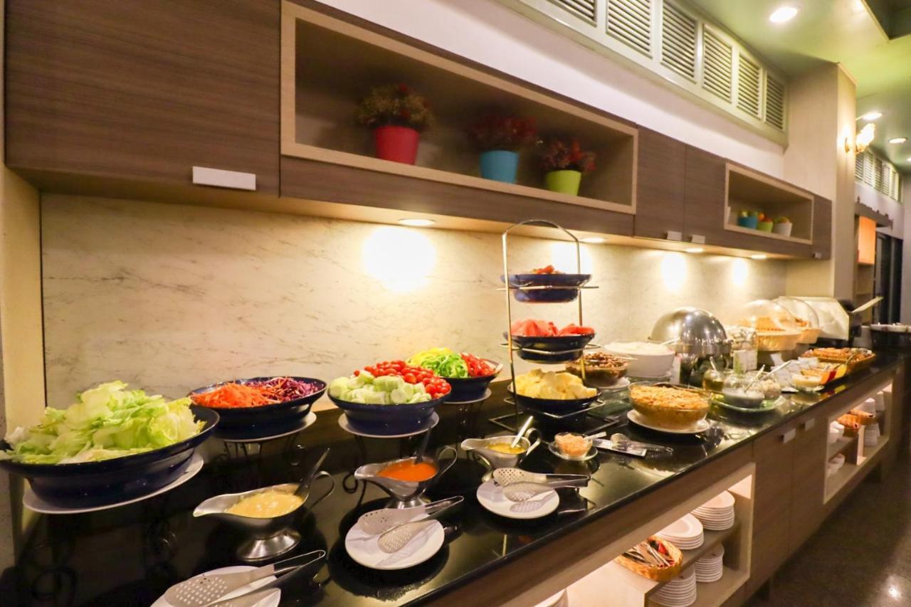 Hua Hin Grand Hotel And Plaza - Sha Extra Plus Kültér fotó